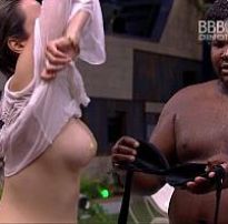 Ana paula ex bbb mostrando peitinho e buceta – porno cafajeste