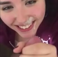 Amador novinha tomando leitinho no banheiro da escola – sexyvideosporno
