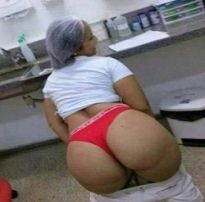 Enfermeira bunduda caiu dando o cuzinho