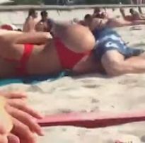 Flagra de sexo do casal safadao fodendo em pleno a praia