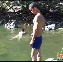 Latinos give in to their lust outdoors – xvideos